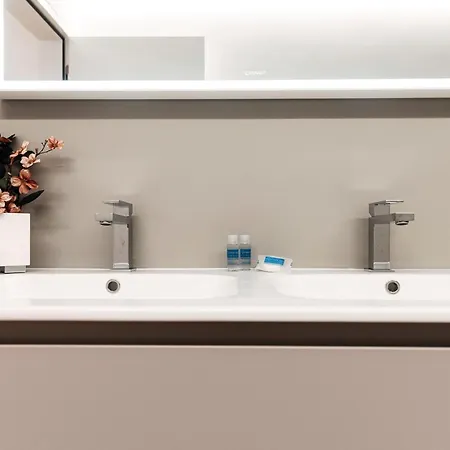 Luxury By Quokka 360 - Modern With Terrace And Amazing View *