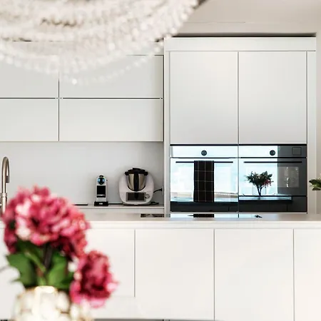 Luxury By Quokka 360 - Modern With Terrace And Amazing View Appartement Minusio
